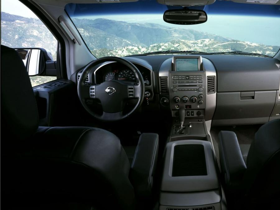  Nissan Pathfinder Armada SE 2004 года  (фото 4 из 13)